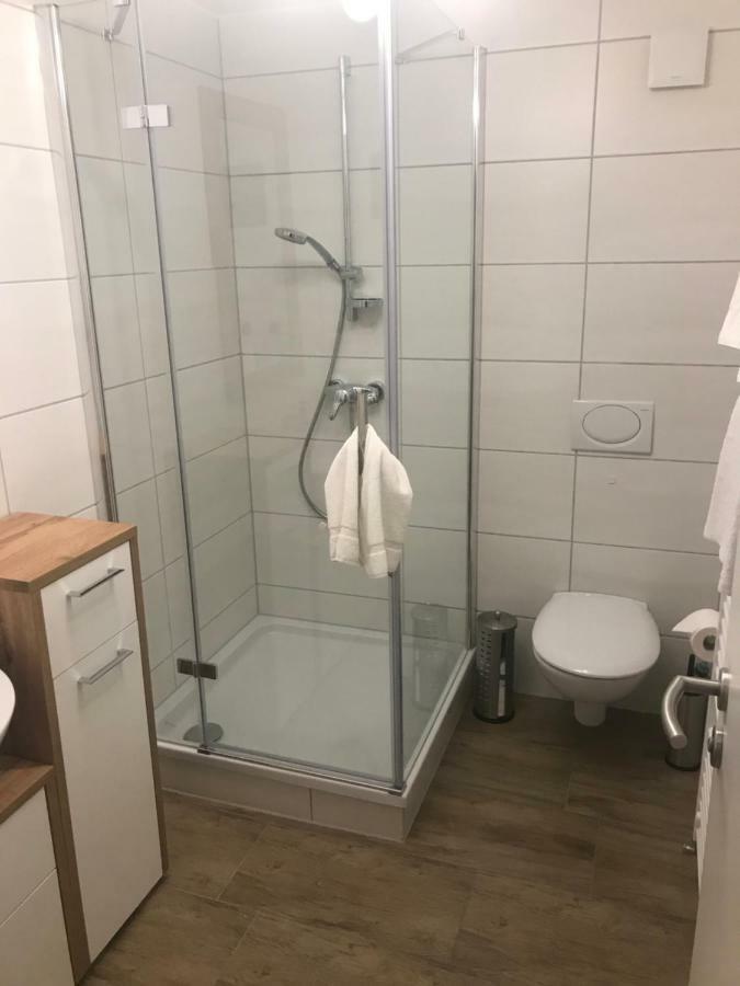 Ferienwohnungen Moewe Lembruch Luaran gambar
